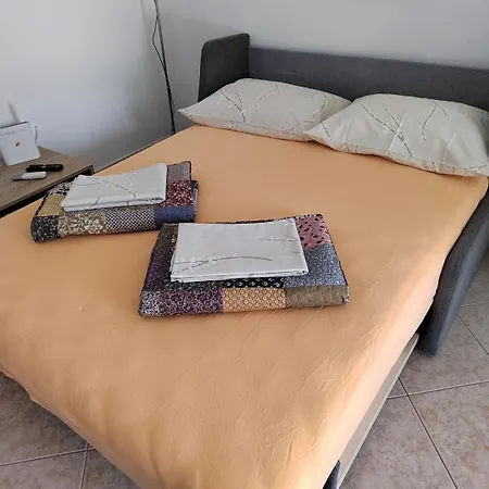 Ema Apartment *